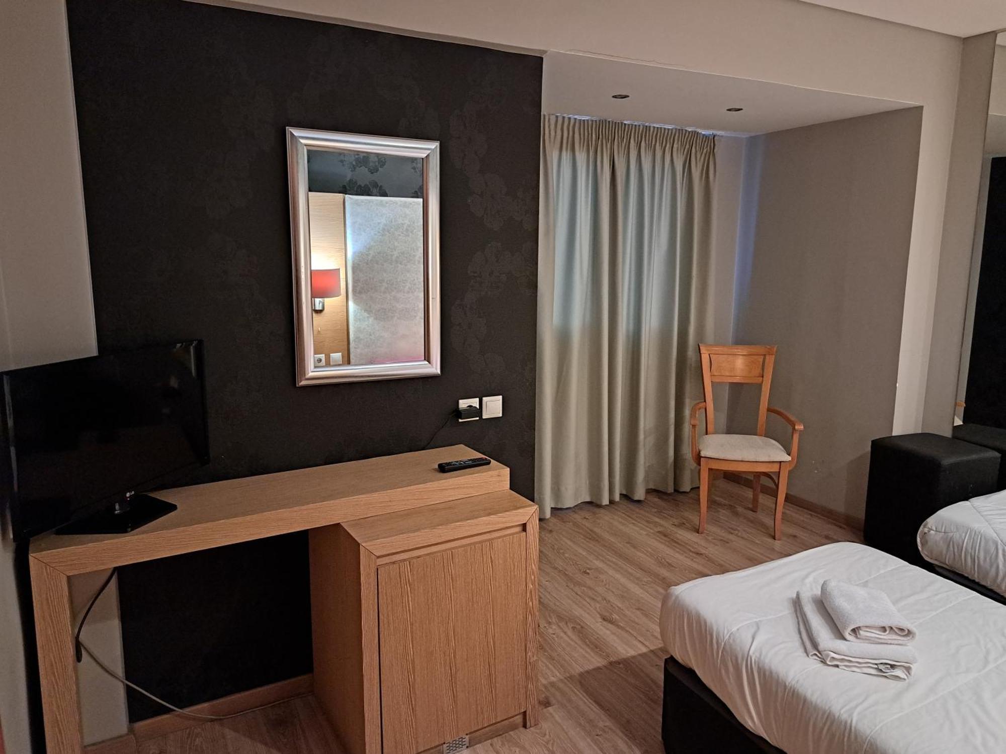 Nefeli Hotel Alimos Exteriör bild